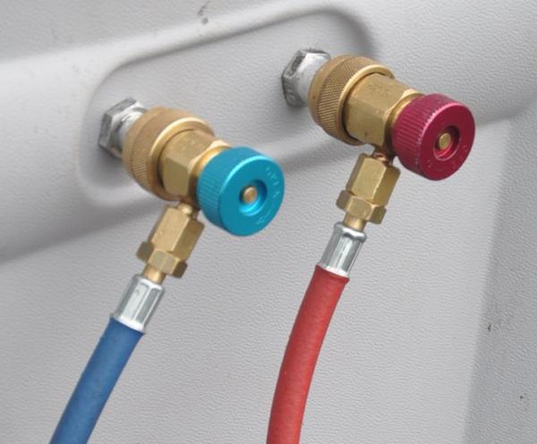 Waeco ASC 5500 RPA R1234YF Klimaservicegerät VAS 581 001 Servicegerät Analyse